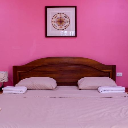 Ecohotel Shalom バリャドリッド エクステリア 写真