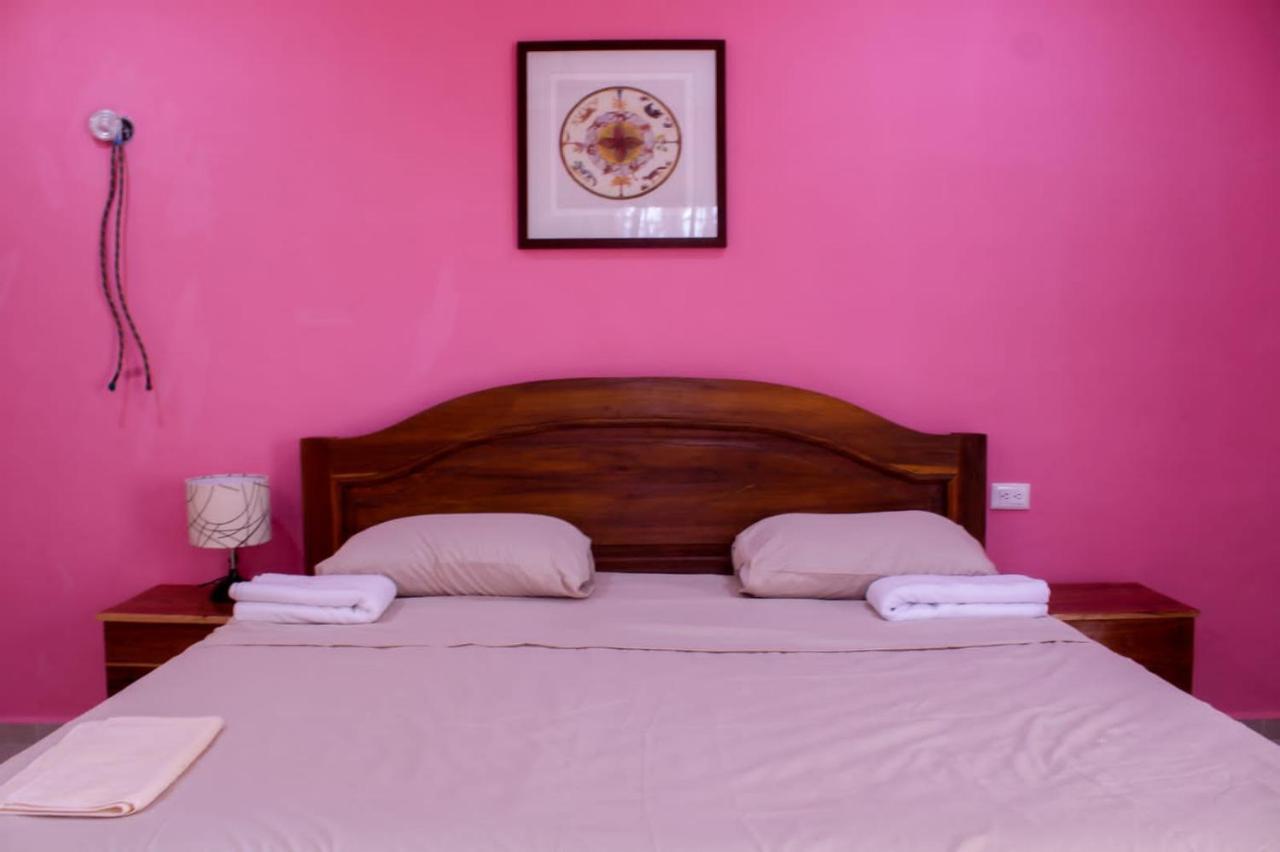 Ecohotel Shalom バリャドリッド エクステリア 写真